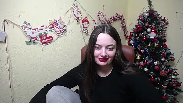 Snapshot of MilanaPrice chatting on 12.22.24 MilanaPrice online show from 12.22.24