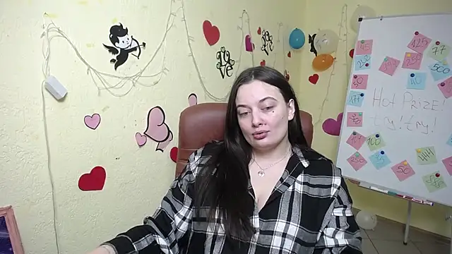 Snapshot of MilanaPrice chatting on 02.13.25 MilanaPrice online show from 02.13.25