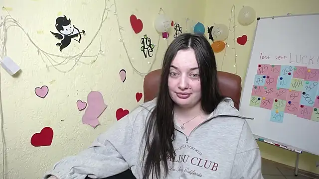 Snapshot of MilanaPrice chatting on 02.20.25 MilanaPrice online show from 02.20.25