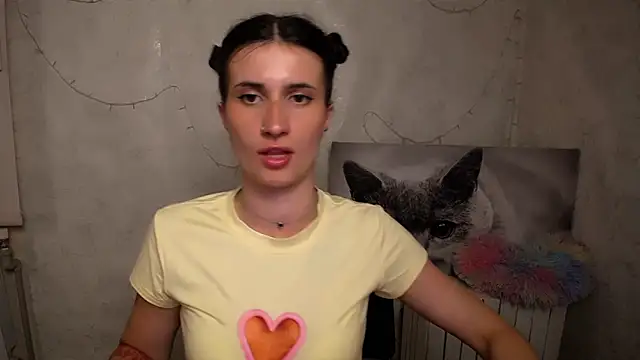 Snapshot of MaryEm976 chatting on 05.20.26 MaryEm976 online show from 05.20.26