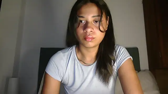 dark enchantress  online show from 09.19.25