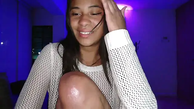 dark enchantress  online show from 10.21.25