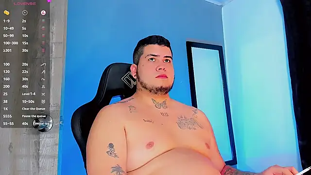 Snapshot of Thomas_chubbyxhot chatting on 01.11.25 Thomas chubbyxhot online show from 01.11.25
