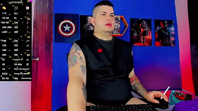 Snapshot of Thomas_chubbyxhot chatting on 09.13.25 Thomas chubbyxhot online show from 09.13.25
