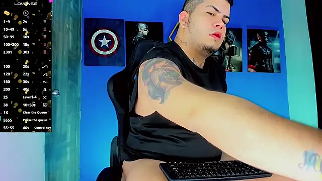 Snapshot of Thomas_chubbyxhot chatting on 09.19.25 Thomas chubbyxhot online show from 09.19.25