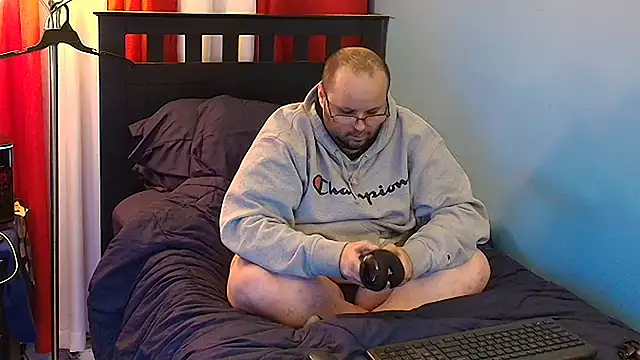 Snapshot of lefty15242 chatting on 03.08.25 lefty15242 online show from 03.08.25