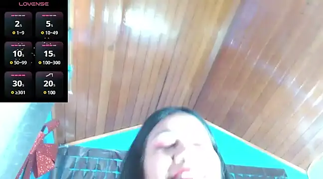 Snapshot of sasha_brown23 chatting on 03.13.25 sasha brown23 online show from 03.13.25