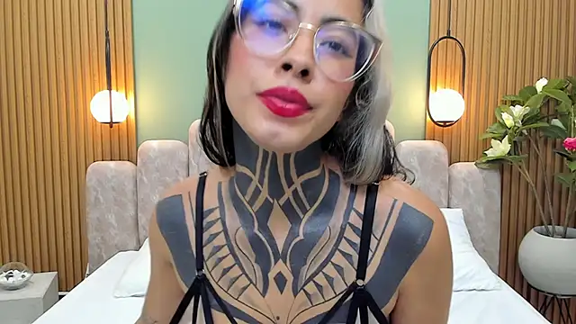 NicoleBlum online show from 03.06.25