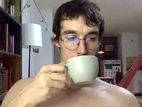 Snapshot of fazzbinderr chatting on 09.22.25 fazzbinderr online show from 09.22.25