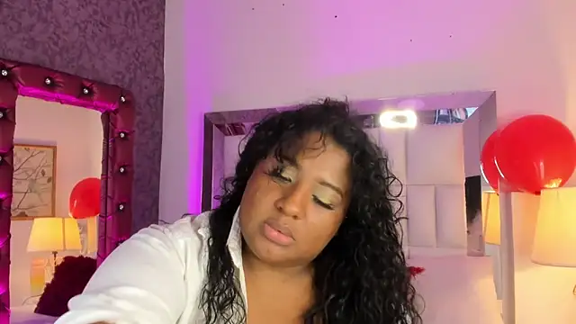 DannaFalco25 online show from 02.19.25