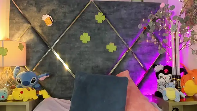 DannaFalco25 online show from 03.16.25