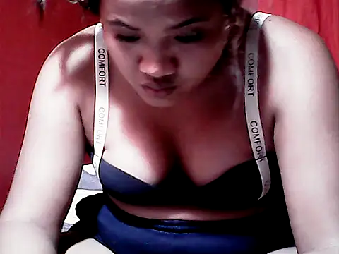 Snapshot of Sexiest_quen chatting on 09.20.25 Sexiest quen online show from 09.20.25