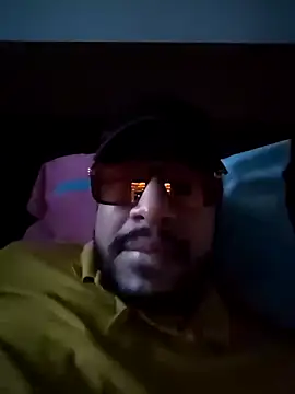 Snapshot of eljefe1119 chatting on 09.15.25 eljefe1119 online show from 09.15.25