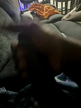 Snapshot of little0245 chatting on 11.11.25 little0245 online show from 11.11.25