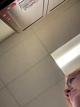 cinnatitties online show from 09.22.25