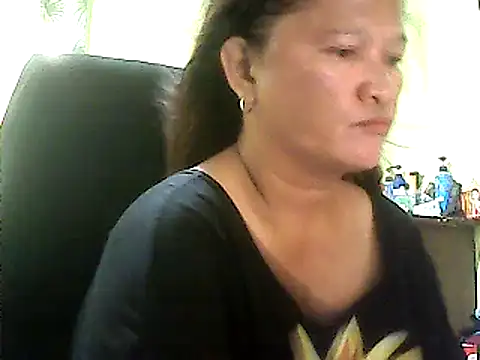 Snapshot of hott_scarlett chatting on 01.23.25 hott scarlett online show from 01.23.25