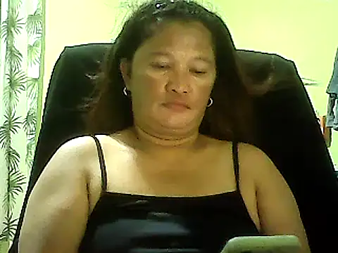 Snapshot of hott_scarlett chatting on 01.23.25 hott scarlett online show from 01.23.25