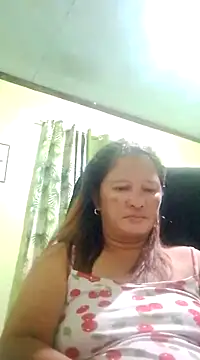 Snapshot of hott_scarlett chatting on 03.01.25 hott scarlett online show from 03.01.25