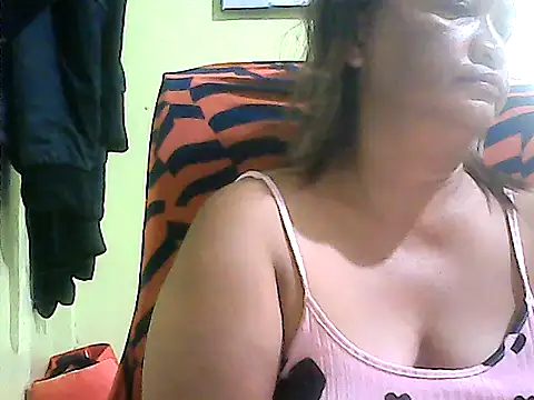 hott scarlett online show from 07.17.26