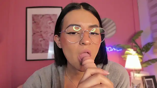 SoySaraa online show from 01.09.25