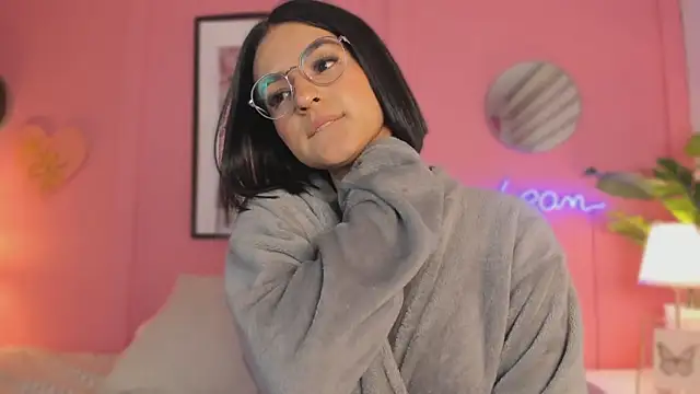 SoySaraa online show from 03.21.25