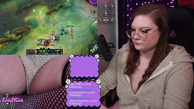 Snapshot of evamila chatting on 03.15.26 evamila online show from 03.15.26