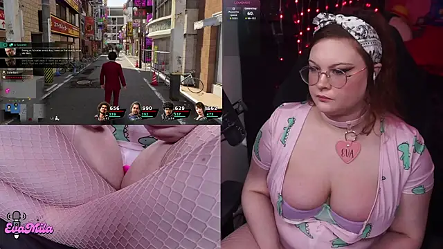 Snapshot of evamila chatting on 04.06.26 evamila online show from 04.06.26