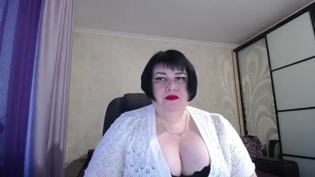 JuicyLady Di online show from 01.24.25