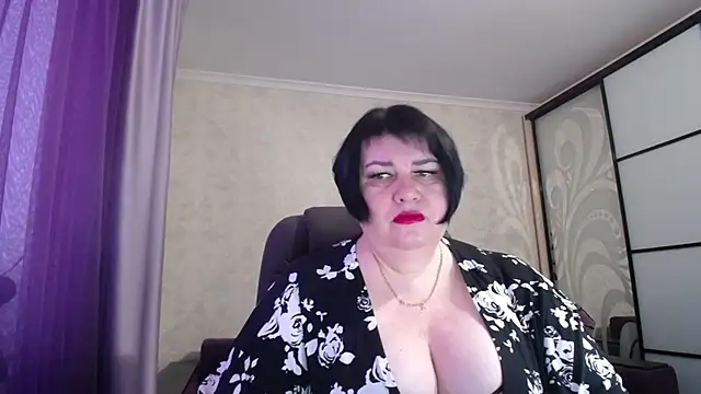 JuicyLady Di online show from 02.03.25