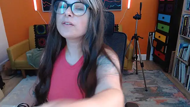 Snapshot of TheLenaAdams chatting on 11.03.25 TheLenaAdams online show from 11.03.25