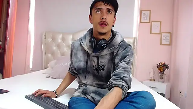 ryan maxy online show from 02.12.25