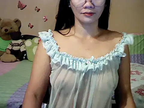 Snapshot of Mia_Rein chatting on 02.25.25 Mia Rein online show from 02.25.25