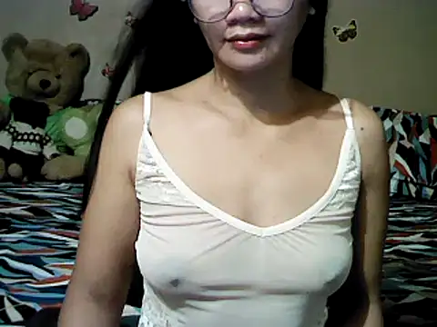 Mia Rein online show from 10.05.25