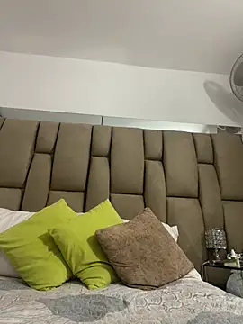 Amber Parker online show from 03.11.25