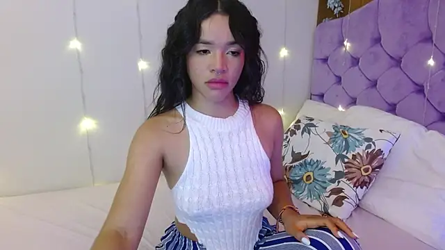 Snapshot of kiarablue chatting on 01.13.25 kiarablue online show from 01.13.25