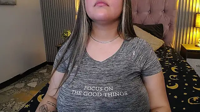 Snapshot of dafne_hss chatting on 12.04.24 dafne hss online show from 12.04.24