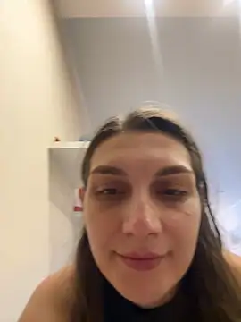 Snapshot of AllisonStark chatting on 12.29.24 AllisonStark online show from 12.29.24