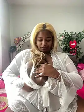 BigFineSelena online show from 02.02.25