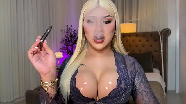 Your Majesty Tyra online show from 10.30.25