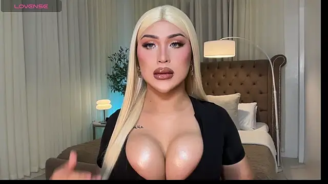 Your Majesty Tyra online show from 03.30.26