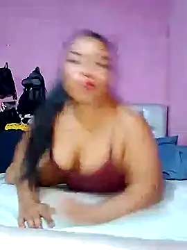 Snapshot of rosmery-navarro chatting on 01.19.25 rosmery-navarro online show from 01.19.25