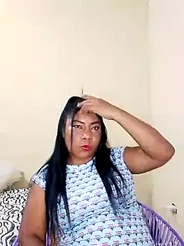 Snapshot of rosmery-navarro chatting on 03.04.25 rosmery-navarro online show from 03.04.25