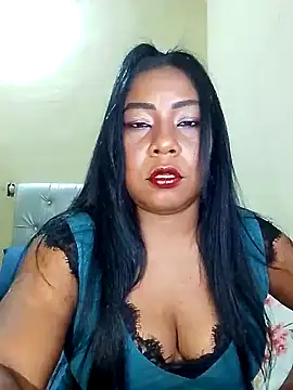 Snapshot of rosmery-navarro chatting on 10.13.25 rosmery-navarro online show from 10.13.25