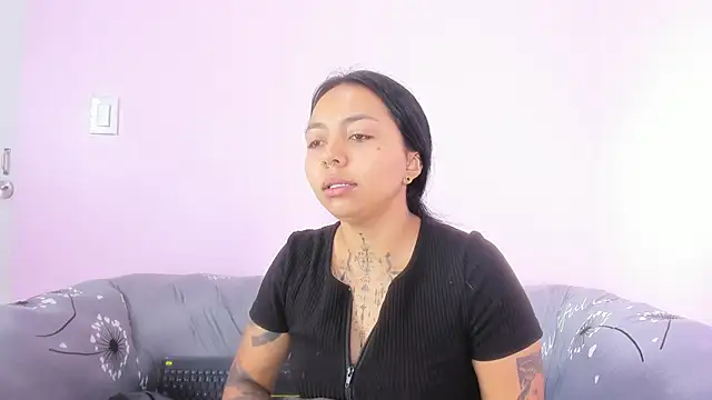 Snapshot of miss_soffi_ chatting on 06.22.26 miss soffi online show from 06.22.26