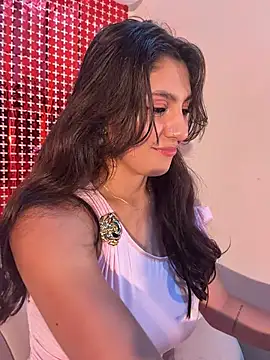 loolla 23 online show from 04.06.26