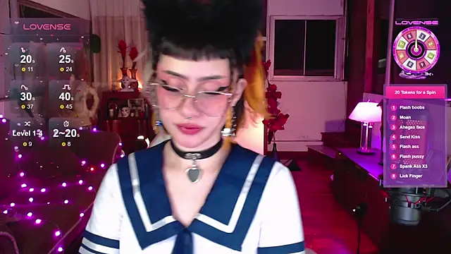 Aquamarinebubble online show from 03.13.25