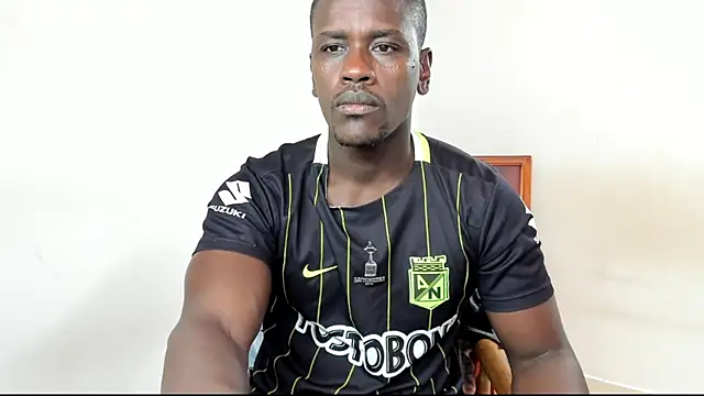 Snapshot of Black_Master19cm chatting on 10.12.25 Black Master19cm online show from 10.12.25