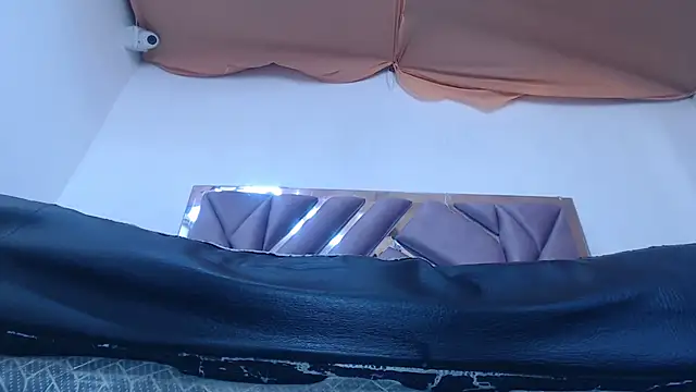 morenahott1 online show from 01.15.25