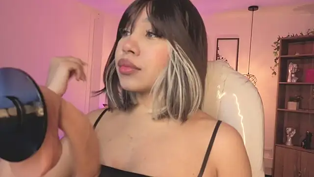 Snapshot of Olivia_ds chatting on 09.21.25 Olivia ds online show from 09.21.25