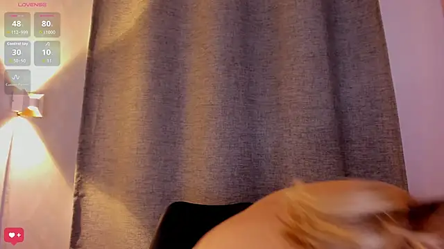 Assh lee  online show from 10.16.25